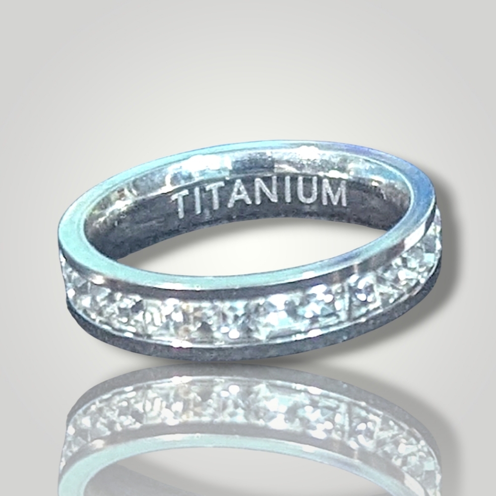 Titanium CZ Diamond Eternity Ring Various Size 9 - Picture 1 of 4